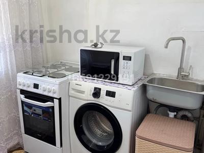 Пәтерлер в Жетысу обл.: 1-бөлмелі пәтер · 27 м² · 1/2 қабат, Каблиса Жырау 118 — Каблиса Жырау Шевченко, бағасы: 90 000 〒 1-бөлмелі пәтер · 27 м² · 1/2 қабат, Каблиса Жырау 118 — Каблиса Жырау Шевченко, бағасы: 90 000 〒 в Талдыкоргане, мкр Жетысу