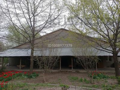 Отдельный дом · 14 комнат · 600 м² · 100 сот., Алмарай за 81 млн ₸ в Теренкаре