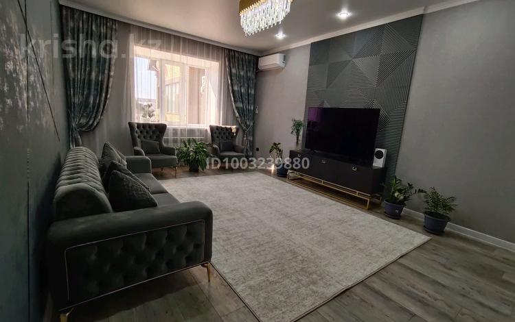 3-бөлмелі пәтер · 93 м² · 3/4 қабат, Жаңа орда ш/а., Кызылжарская 5/1 — 9 мкр, бағасы: 46 млн ₸ в Уральске, мкр Жана Орда — фото 45