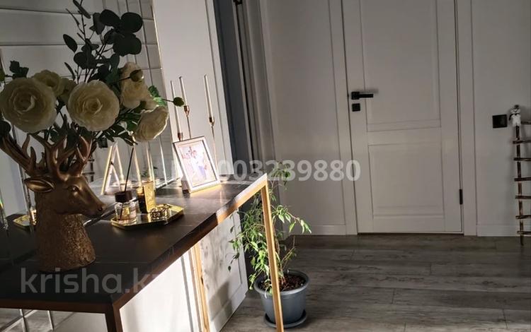 3-бөлмелі пәтер · 93 м² · 3/4 қабат, Жаңа орда ш/а., Кызылжарская 5/1 — 9 мкр, бағасы: 46 млн ₸ в Уральске, мкр Жана Орда — фото 65