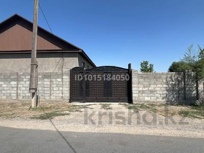 Отдельный дом · 5 комнат · 175 м² · 15 сот., мкр Турксиб, Тилеужана Құлжанова 2 за 31 млн ₸ в Таразе