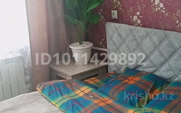 1-комнатная квартира · 42 м² · 1/4 этаж, ВАЛИХАНОВА4 4 — Республики/Валиханова за 9 000 〒 в Темиртау — фото 2