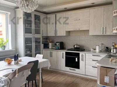 3-комнатная квартира · 118 м² · 4/5 этаж, мкр Думан-2 27 за 69.7 млн 〒 в Алматы, Медеуский р-н