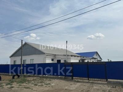 Жеке үй · 4 бөлме · 160 м² · 12 жүзд., Сары өзек 44 — Черная речка, бағасы: 17.5 млн ₸ в Атырау