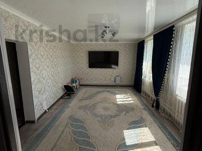 Отдельный дом · 4 комнаты · 93 м² · 11 сот., мкр Жастар 2, Базар жырау 6 за 42 млн 〒 в Актобе, жилой массив Жанаконыс