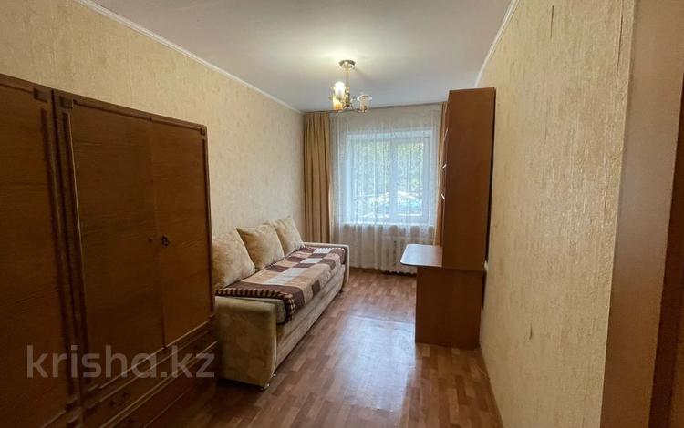 3-бөлмелі пәтер, 65 м², 1/6 қабат, Торайгырова 97/1, бағасы: 20 млн 〒 в Павлодаре — фото 2