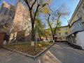 3-бөлмелі пәтер · 75 м² · 2/3 қабат, Желтоксан 162 — Курмангазы, бағасы: 86 млн ₸ в Алматы, Алмалинский р-н — фото 2