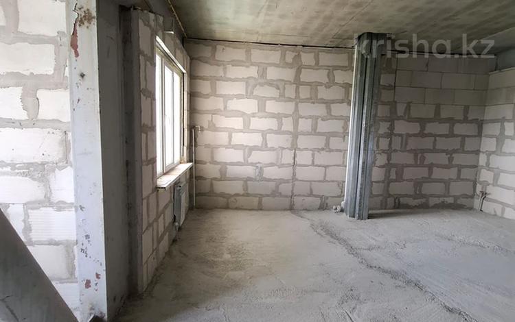 1-комнатная квартира · 38 м² · 6/6 этаж, мкр Айнабулак-2 32/2 за 18.5 млн ₸ в Алматы, Жетысуский р-н — фото 2