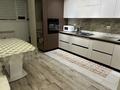 3-комнатная квартира · 112 м² · 3/5 этаж, мкр. Алтын орда — Возле школы Сымбат, 103, поликлиники Медикер Илек за 300 000 ₸ в Актобе — фото 7