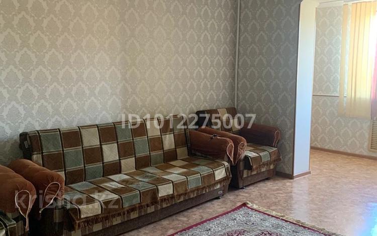 2-комнатная квартира · 71 м² · 4/5 этаж, ул. Байтурсынова 90А за 160 000 ₸ в Шымкенте, Аль-Фарабийский р-н — фото 2