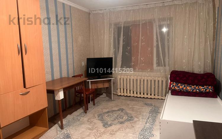 1 комната · 18 м² · 5/5 этаж, Акжол 49/5 за 60 000 ₸ в Астане, р-н Байконур — фото 2
