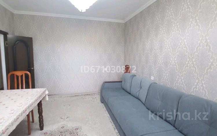 3-бөлмелі пәтер · 70 м² · 5/12 қабат, 3-й микрорайон, Тамерлановское шоссе 1а, бағасы: 26 млн ₸ в Шымкенте, Туран р-н — фото 9