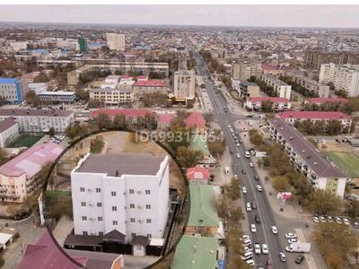Свободное назначение, офисы, салоны красоты, образование · 800 м² за 800 млн 〒 в Атырау