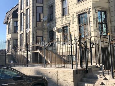 4-комнатная квартира, 143 м², 2/3 этаж, 14-й мкр 60 за 76 млн 〒 в Актау, 14-й мкр