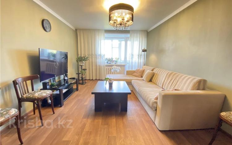 3-комнатная квартира · 62 м² · 4/5 этаж, Майкудук, 18й микрорайон за 21 млн ₸ в Караганде, Алихана Бокейханова р-н — фото 2