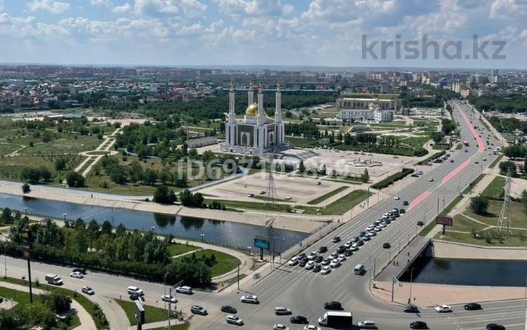 3-бөлмелі пәтер · 127 м² · 23/25 қабат, мкр 11 112Б, бағасы: 35 млн ₸ в Актобе — фото 2