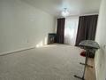 2-бөлмелі пәтер · 57 м² · 1/9 қабат, мкр. Алтын орда 16, бағасы: 180 000 ₸ в Актобе
