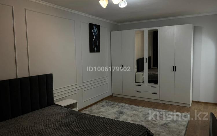 1-комнатная квартира · 33 м² · 5/5 этаж, мкр Тастак-2 61 — Туркебаева - Дуйсенова за 240 000 ₸ в Алматы, Алмалинский р-н — фото 2