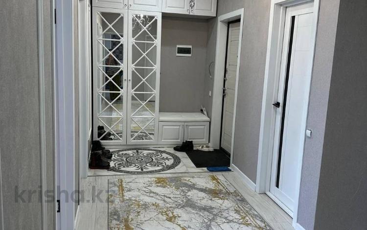 3-бөлмелі пәтер · 74 м² · 2/6 қабат, Каирбекова 358а, бағасы: 45 млн ₸ в Костанае — фото 2