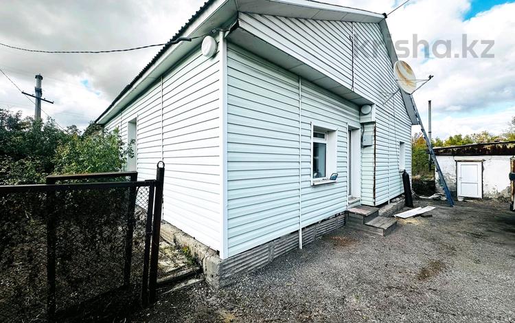 Отдельный дом · 4 комнаты · 88 м² · 9 сот., Торговая 28 за 12 млн 〒 в Шахтинске — фото 2