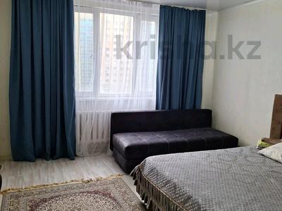 1-комнатная квартира · 50 м² · 10/12 этаж, Сауран 3/1 — Сыганак-Сауран за 10 000 〒 в Астане, Есильский р-н