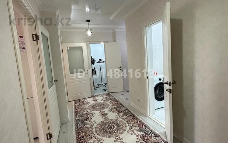 3-комнатная квартира · 90 м² · 12/16 этаж, мкр Кадыра Мырза-Али 32 за 250 000 ₸ в Уральске — фото 2