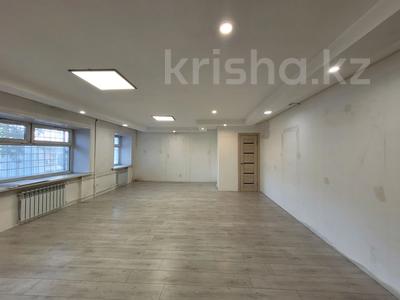 Свободное назначение, офисы, магазины и бутики, фитнес и спорт, образование · 220 м² за 2 млн 〒 в Караганде, Казыбек би р-н