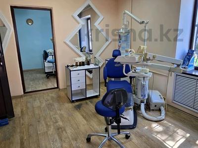 Медцентры и аптеки · 44 м² за 27 млн 〒 в Таразе