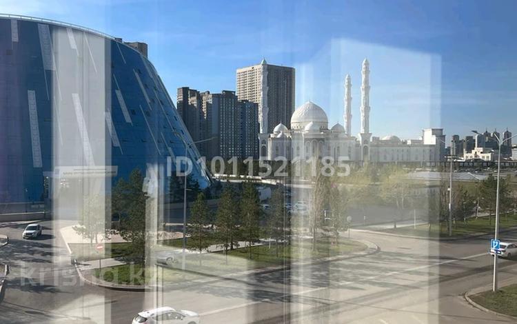 2-комнатная квартира · 49 м² · 3/3 этаж, Касым Аманжолова за 280 000 ₸ в Астане, Сарайшык р-н — фото 2