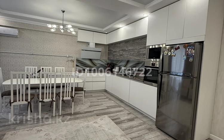 4-комнатная квартира · 125 м² · 4/10 этаж, 16-й мкр , 16-ш/а 63/2 за 48 млн ₸ в Актау — фото 2