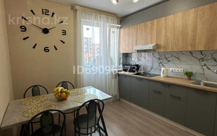 1-комнатная квартира, 40 м², 7/9 этаж помесячно, ЖК Гейт сити 3860/1 — Гейт Сити