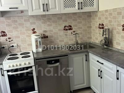 3-бөлмелі пәтер · 58 м² · 2/2 қабат, Просп. Бейбитшилик 16, бағасы: 180 000 〒 в Жезказгане
