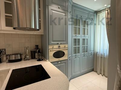 4-комнатная квартира · 200 м² · 5/8 этаж, Кабанбай Батыра за ~ 1.6 млн ₸ в Астане, Есильский р-н