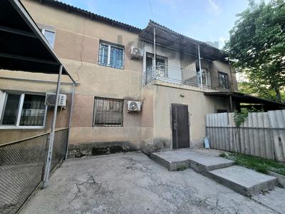 Аренда домов или дач в Шымкенте: Отдельный дом · 5 комнат · 140 м², мкр Туркестан, Ул.Макатаева 2/3 за 220 000 〒 Отдельный дом · 5 комнат · 140 м², мкр Туркестан, Ул.Макатаева 2/3 за 220 000 〒 в Шымкенте, Туран р-н