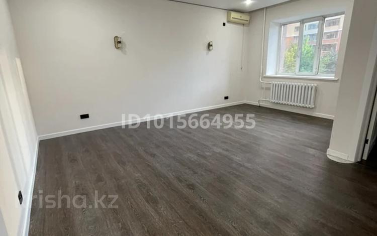 1-комнатная квартира · 42 м² · 2/14 этаж, Отырар 18 за 27 млн ₸ в Астане, р-н Байконур — фото 2
