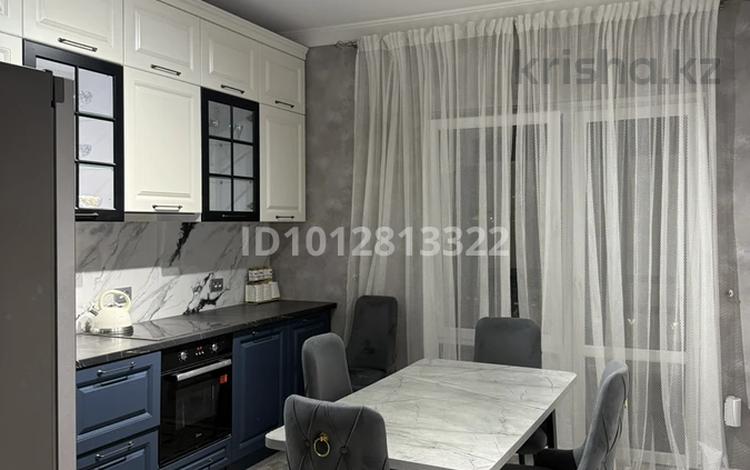 2-бөлмелі пәтер · 75 м² · 3/12 қабат, Байтерекова 100/4, бағасы: 320 000 ₸ в Шымкенте, Каратауский р-н — фото 2