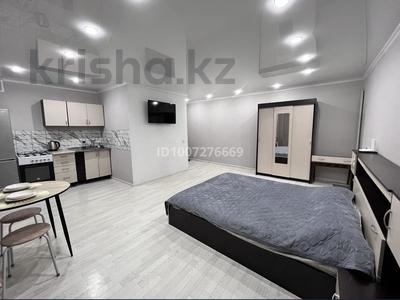 1-комнатная квартира · 32 м² · 1/5 этаж, 50 лет октября 112 — Универсам за 7.8 млн 〒 в Рудном