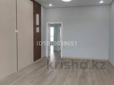 2-комнатная квартира · 75.8 м² · 5/6 этаж, мкр. Алтын орда, Мкр. Алтын орда. 11 А — Ледовая арена. за 33.8 млн 〒 в Актобе