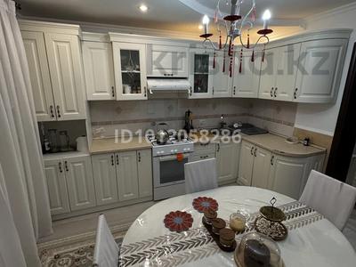 3-комнатная квартира · 75.3 м² · 3/3 этаж, Мкр. Буровиков 132 за 15.5 млн 〒 в Кульсары