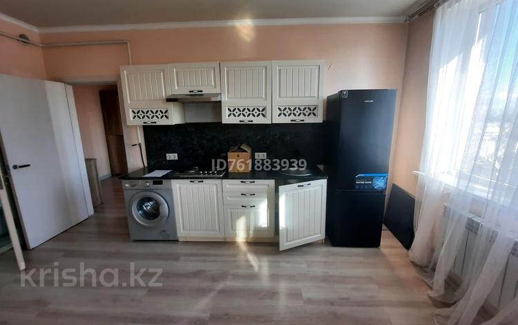 1-комнатная квартира · 37 м² · 2/2 этаж, Абылай хана 2 — Поликлиники за 17 млн ₸ в Аскара Токпанова (Казцик) — фото 2