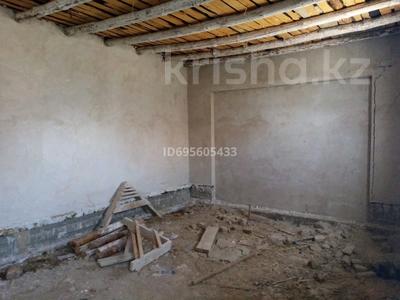 Отдельный дом · 2 комнаты · 35 м² · 8 сот., Бәйтерек 1,2 көше 22 — Ағаш базар за 3.5 млн 〒 в 