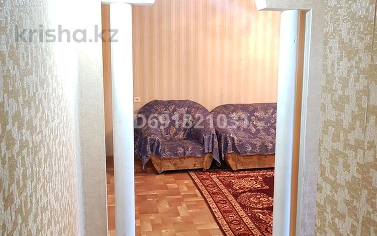 2-комнатная квартира, 46 м², 3/5 этаж, Рахимова 47 за 13.8 млн 〒 в Таразе — фото 2