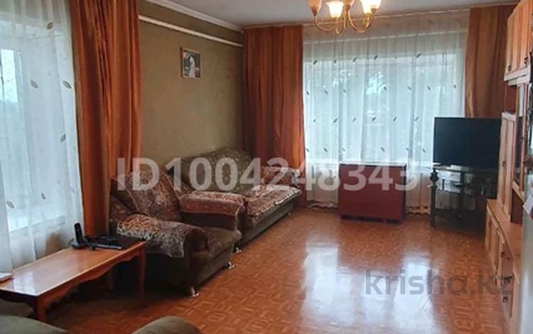 3-комнатная квартира · 60 м² · 2/2 этаж, 15линия — Восточный посёлок, 1 дачи за 12 млн ₸ в Семее — фото 2