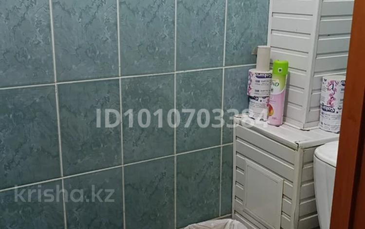 3-бөлмелі пәтер · 68 м² · 5/5 қабат, мкр Аса 41, бағасы: 15 млн ₸ в Таразе — фото 2