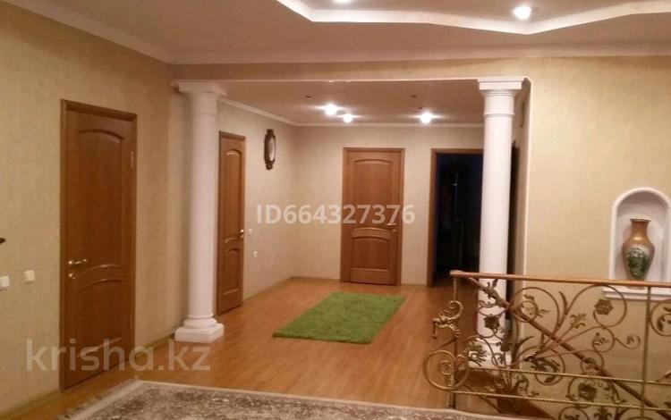 Жеке үй • 11 бөлмелер • 650 м² • 8 сот., улица Шокая, бағасы: 120 млн 〒 в  — фото 3