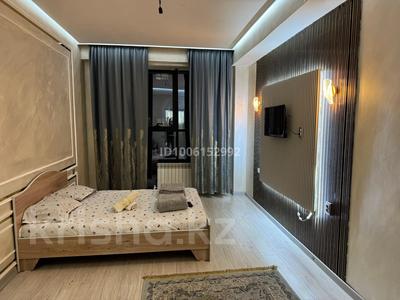 1-комнатная квартира · 105 м² · 5/9 этаж, мкр Шымсити 126/7 за 14 000 〒 в Шымкенте, Абайский р-н