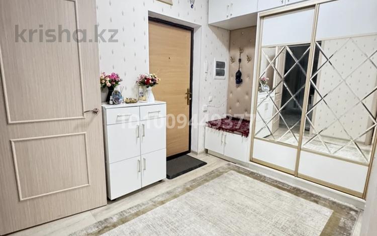 3-бөлмелі пәтер · 74.5 м² · 6/12 қабат, мкр Туран-2 48A, бағасы: 32 млн ₸ в Шымкенте, Каратауский р-н — фото 2