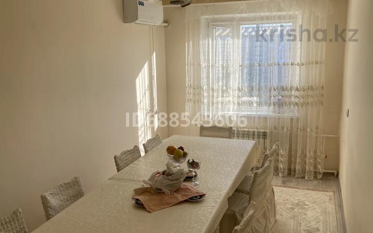 4-комнатная квартира · 71.8 м² · 5/5 этаж, мкр Центральный 10 за 20 млн ₸ в Атырау — фото 2