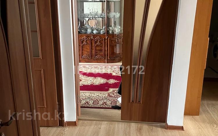 3-бөлмелі пәтер · 62 м² · 5/5 қабат, Айтеке би 30А 9 — Находится прямо в центре города, рядом есть Nurbank, Kaspi bank, скарлет, бағасы: 22.5 млн ₸ в Таразе — фото 2