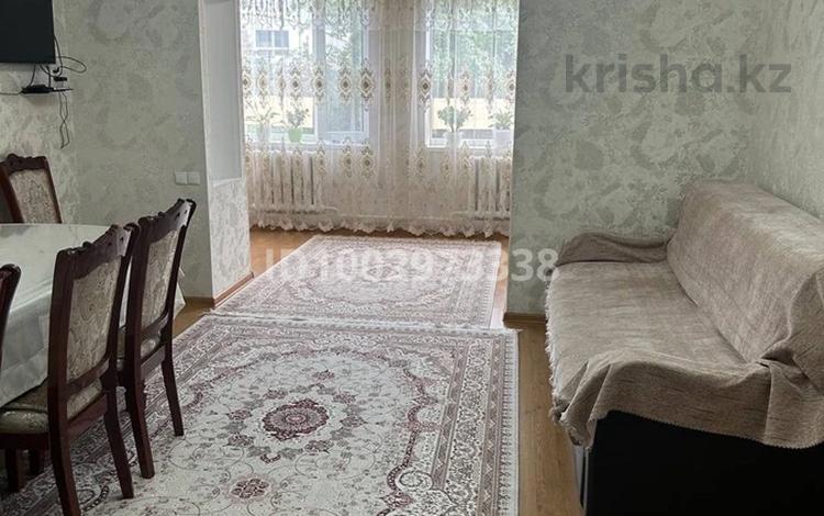 4-комнатная квартира · 110.9 м² · 1/2 этаж, Сатпаева 51 — Четырехкомнатная квартира с ремонтом 110.9 кв,в кирпичном доме ,1986 год постройки дома, 2 санузла ,отопление автономное , горячая вода ,большая кухня 18 ,8кВ Летняя кухня, баня гараж 2010 года постройки Автономная летняя кухня имеется ремонт газ отопление горячая вода Баня евроремонт парная, моечная, прихожая, санузел, автономное отопление печь Ермак Гараж (отопление) Погреб в гараже Во дворе брусчатка Оцинкованные ворота,приусадебный участок квартира находится на первом этаже Рядом остановка, школа ,магазины Анвар,Дина, поликлиника , телеком Байнур, фитнес клуб Армада ,каз почта за 32.5 млн ₸ в Актобе, жилой массив Жилянка — фото 4